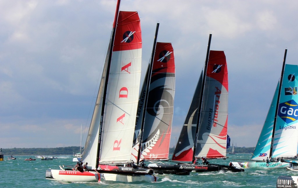 Emirates Team NZ under reduced rig at the Extreme 40’s - Cowes, Day 1 © Ben Gladwell http://www.sail-world.com/nz